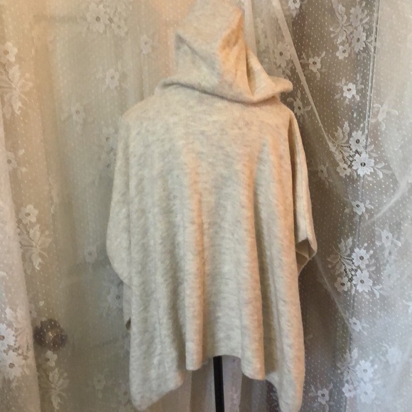 Loft Ivory Flecked Pocket Poncho Hoodie Sweater Size M/L Ribbed W/ Front Pocket - Picture 8 of 9
